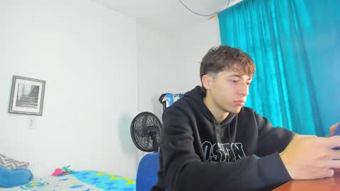 Alessandro Dybala online show from March 2026 12:21:02 PM