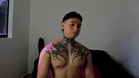 Alessandro online show from March 2026 01:48:02 PM