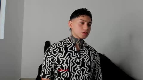 Alessandro online show from March 2026 10:35:01 PM