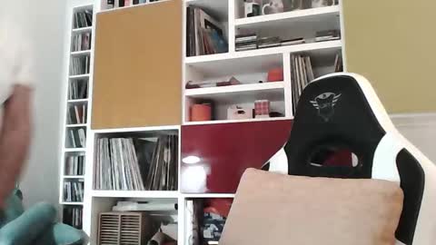 Snapshot of alessandroalexx chatting on June 2026 10:10:01 PM Daddy Alexx online show from June 2026 10:10:01 PM