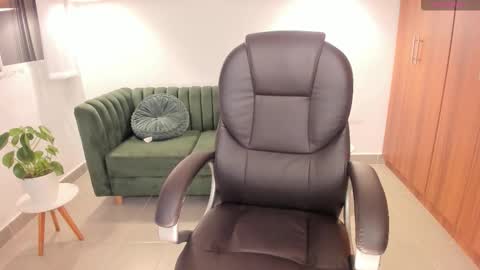  Alessia Will  online show from March 2026 03:20:01 AM