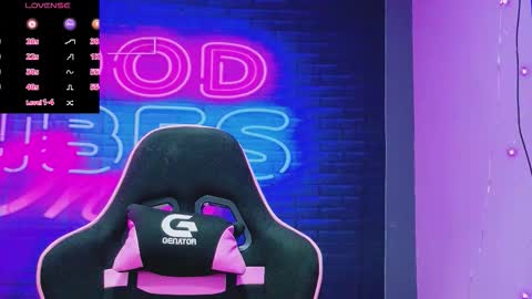 alessiacroft online show from March 2026 06:19:02 AM