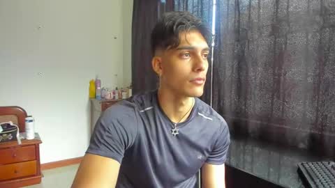 Snapshot of alessio_vale chatting on March 2026 02:42:02 PM alessio Vale online show from March 2026 02:42:02 PM