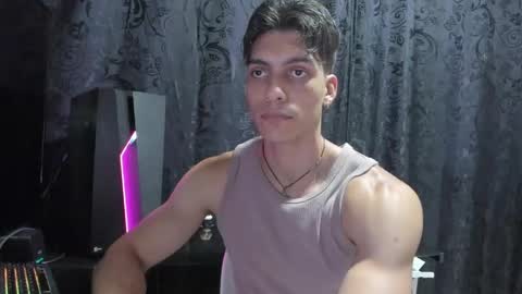 Snapshot of alessio_vale chatting on April 2026 12:22:02 AM alessio Vale online show from April 2026 12:22:02 AM