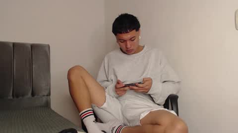 Owen online show from February 2025 05:23:01 AM