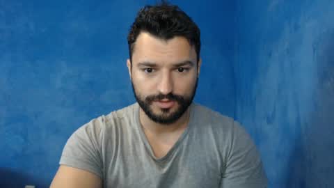 Snapshot of alex_blu chatting on June 2026 06:05:02 AM Alex online show from June 2026 06:05:02 AM