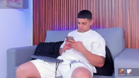 alex online show from March 2026 12:09:01 PM