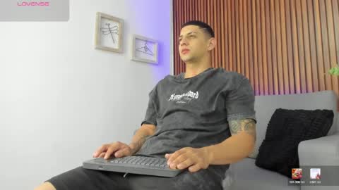 alex online show from April 2026 11:57:01 AM