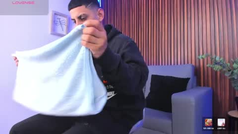 alex online show from April 2026 12:44:02 PM