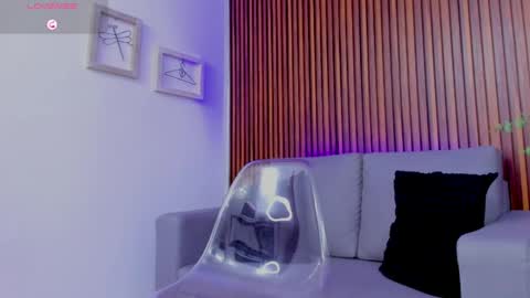 alex online show from April 2026 01:13:01 PM