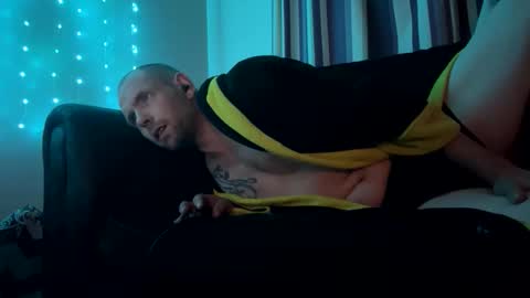 alex_essex69 online show from September 2025 02:04:01 AM