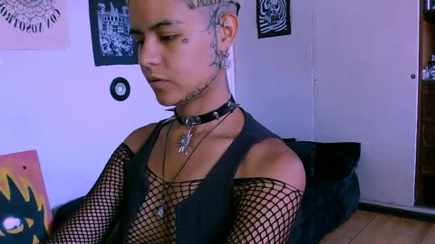 Alex online show from April 2026 08:17:01 PM