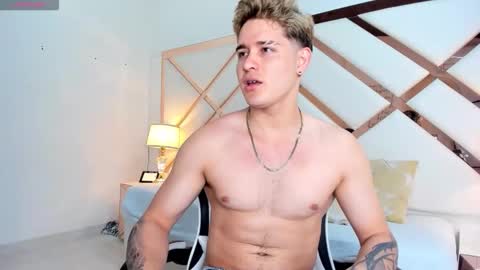 Alex  online show from March 2026 07:31:02 PM