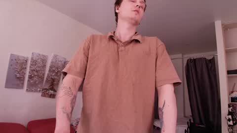 Snapshot of alex_wandhot chatting on May 2026 08:32:02 AM Alex WandHot online show from May 2026 08:32:02 AM