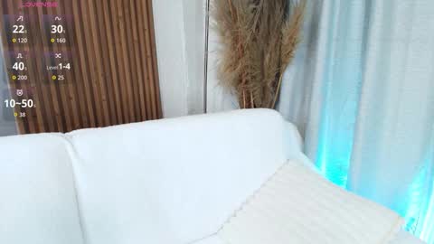 alexa_foxx27 online show from March 2026 08:14:01 PM