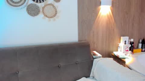 alexaa_swan online show from March 2026 08:35:02 PM