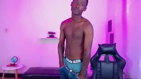 Alexandro online show from May 2026 01:18:02 PM