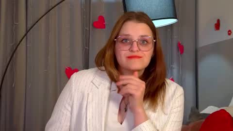 AlexaAvery online show from June 2026 06:50:01 PM