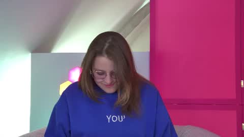 AlexaAvery online show from June 2026 06:27:02 AM