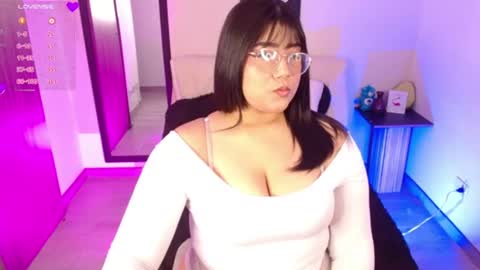 Snapshot of alexakimm chatting on July 2026 07:46:01 AM Alexa online show from July 2026 07:46:01 AM