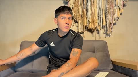 Snapshot of alexanddani chatting on January 2025 10:57:01 PM Alex Dani online show from January 2025 10:57:01 PM