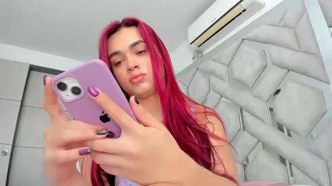 Snapshot of alexandra_wonder69x chatting on May 2026 02:57:01 PM Alexandra ig alexandraax09 online show from May 2026 02:57:01 PM