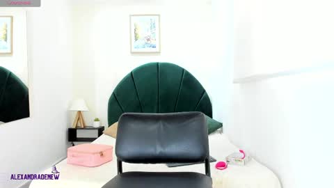     online show from April 2026 12:02:01 PM