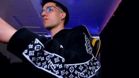 Snapshot of alexgiraldo__ chatting on September 2025 11:54:02 AM alexgiraldo__ online show from September 2025 11:54:02 AM