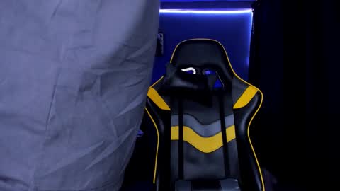 Snapshot of alexgiraldo__ chatting on September 2025 10:59:02 AM alexgiraldo__ online show from September 2025 10:59:02 AM