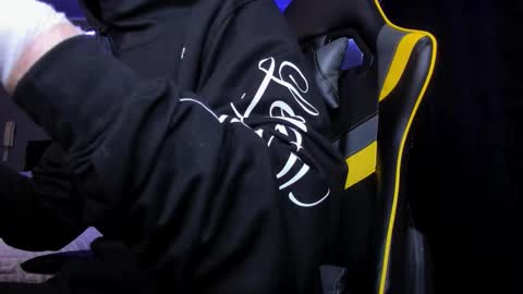 Snapshot of alexgiraldo__ chatting on November 2025 07:08:02 AM alexgiraldo__ online show from November 2025 07:08:02 AM