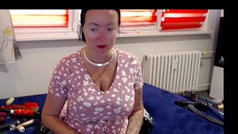 Snapshot of alexie33 chatting on July 2026 11:25:01 AM alexie33 online show from July 2026 11:25:01 AM