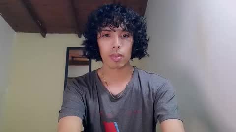 Alexis online show from October 2025 12:33:02 AM