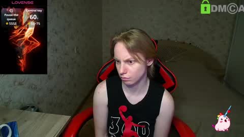 Alexis online show from April 2026 07:58:01 PM