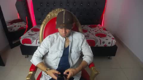 alexiscollinss online show from February 2025 07:17:01 PM