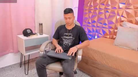 alexkiran online show from March 2026 08:13:01 PM