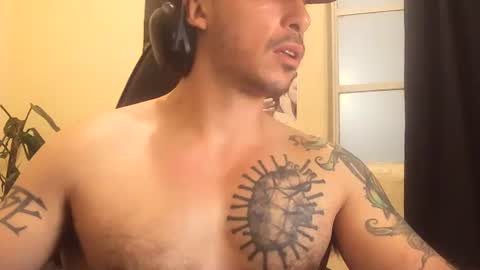 Alexxx online show from April 2026 07:00:02 AM