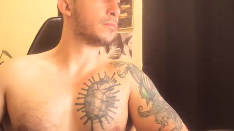 Alexxx online show from April 2026 06:49:01 PM