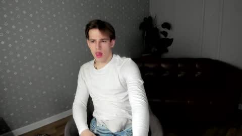 Dennis online show from April 2026 12:28:01 PM