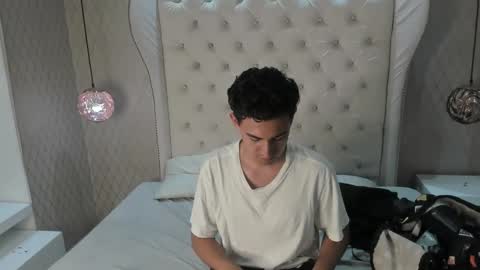 Alexsavage  online show from February 2025 02:44:02 AM