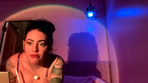 alexstitchins online show from June 2026 01:06:01 AM