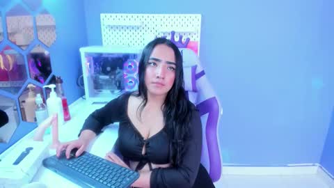 alice_26__ online show from February 2026 02:22:02 PM