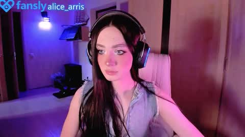 Snapshot of alice__aris chatting on February 2026 02:13:01 PM Alice Aris online show from February 2026 02:13:01 PM