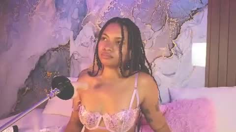 Snapshot of alice_cute77 chatting on June 2026 12:35:01 AM Mey online show from June 2026 12:35:01 AM