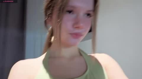 Snapshot of alice_hetfield chatting on January 2026 06:17:01 AM My name is Alice find out about me in the Fansly online show from January 2026 06:17:01 AM