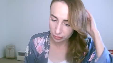 Alice Sewx online show from September 2025 01:59:01 PM