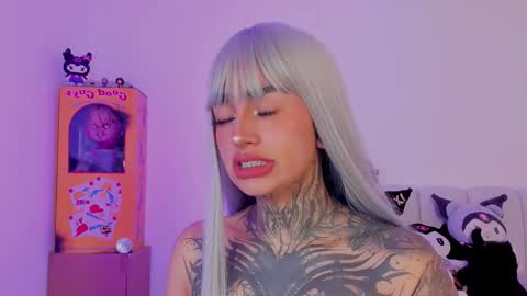 Alice  online show from October 2025 08:37:02 PM