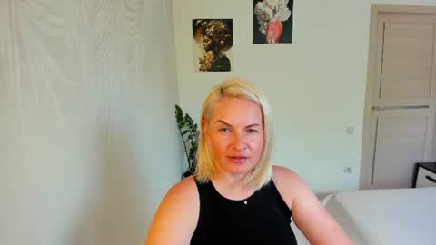Snapshot of alicee__grace chatting on July 2026 09:01:02 AM Alicee online show from July 2026 09:01:02 AM