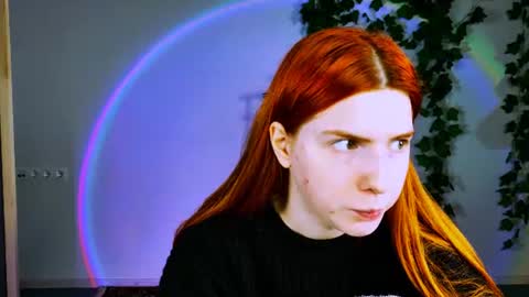 Snapshot of aliceinredsquare_ chatting on June 2026 05:07:01 AM Alice online show from June 2026 05:07:01 AM