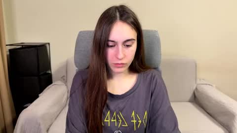 alicekollt online show from April 2026 09:52:01 PM