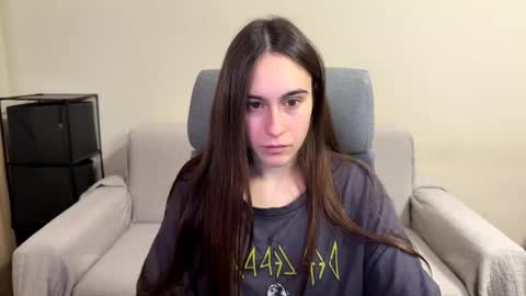 alicekollt online show from April 2026 09:39:33 PM